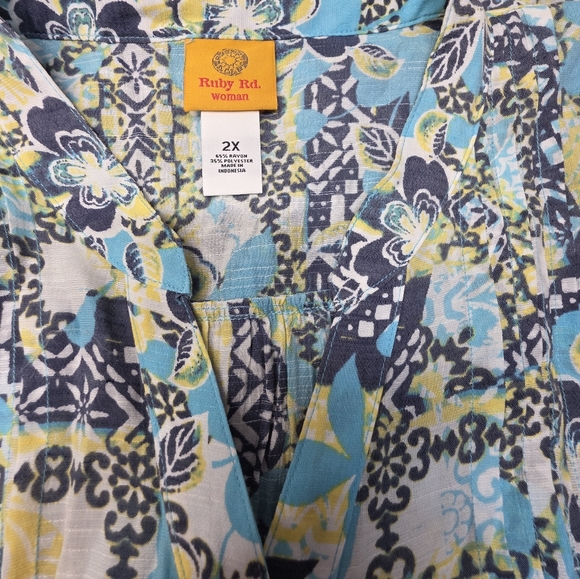 Ruby Rd Woman Blue Green Multi-Color Roll Sleeve Plus Size 2X Top - Picture 3 of 9